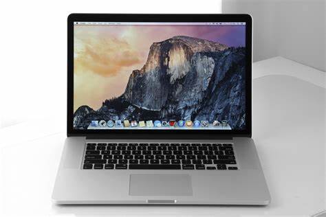 APPLE MACBOK PRO 15 2015